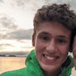 Meet your Posher, Levi